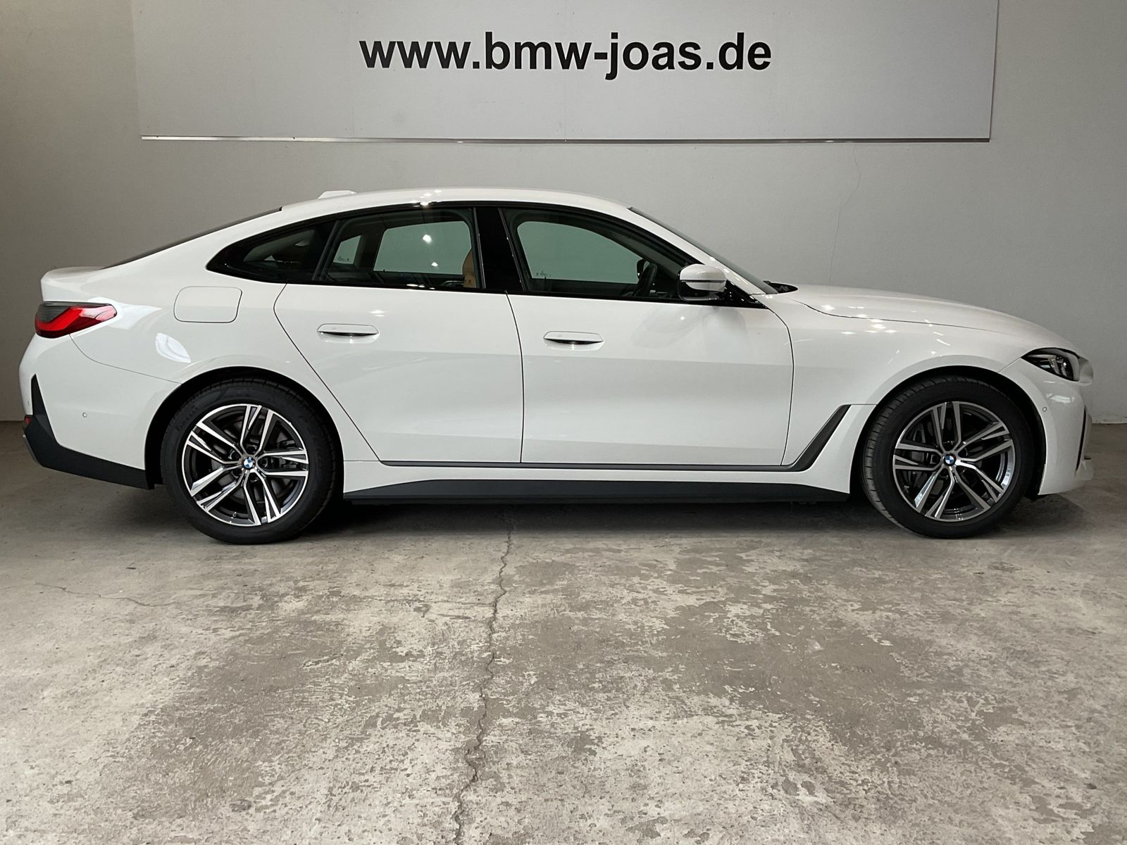 BMW i4 - Bild 12
