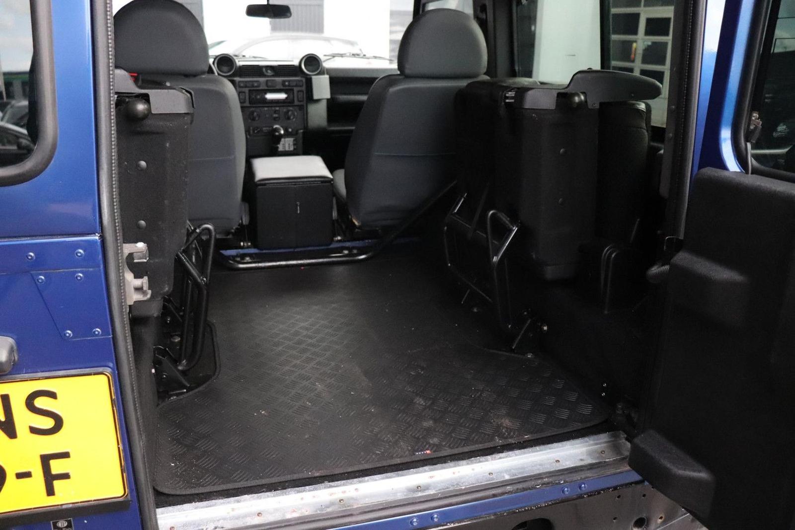 LAND ROVER DEFENDER - 2.2 D - 90 - 122 CV - 4X4 - BVM