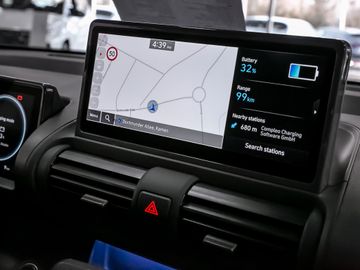 Hyundai Inster Elektro 85 kW FWD Cross Autobahnassistent