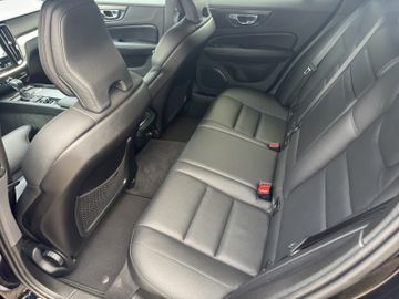 Volvo V60 Kombi Inscription Automatik Harman/Kardon, Bild 15