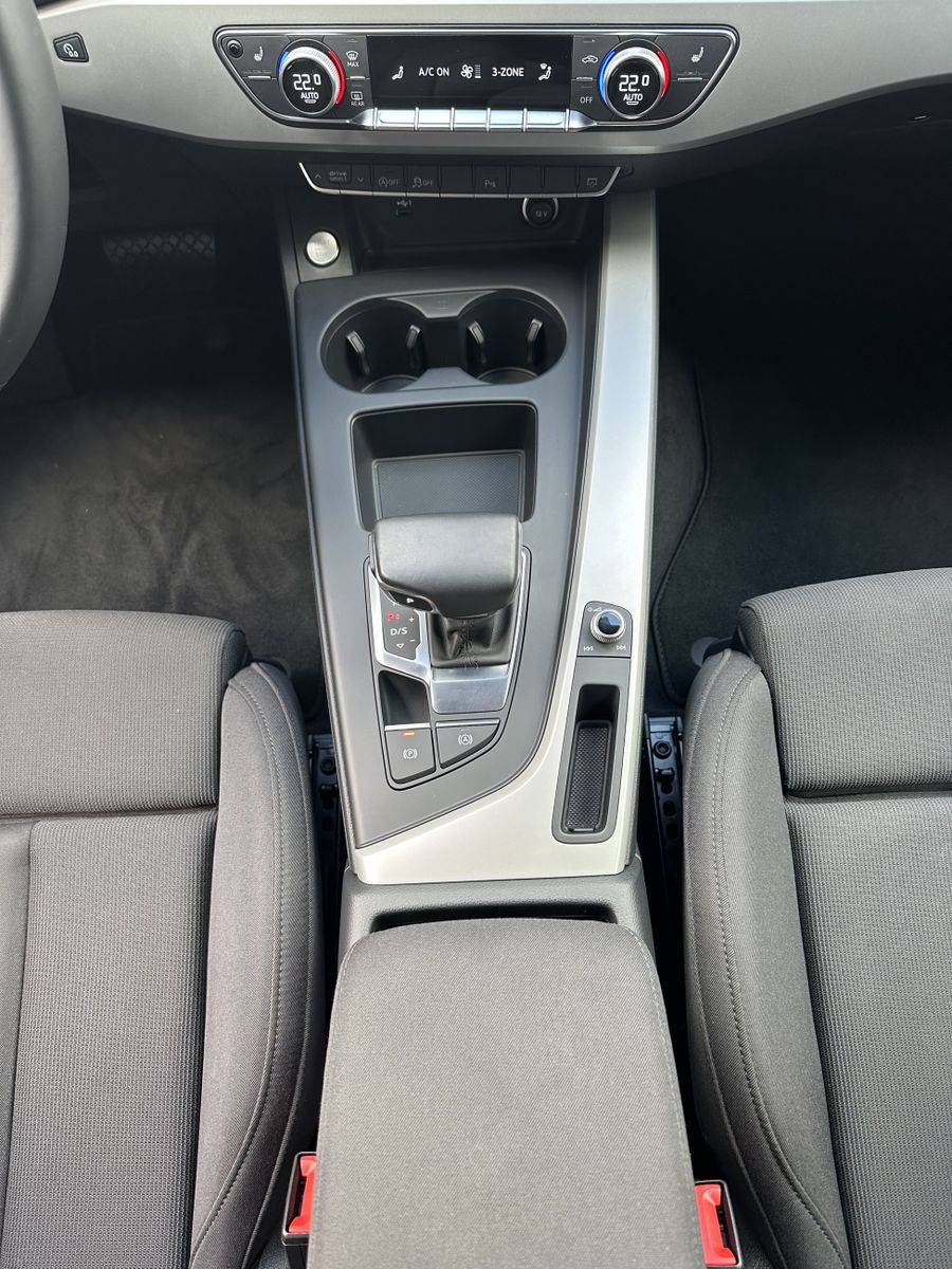 Fahrzeugabbildung Audi A5 SpB 40 TFSI Advanced NAV+LED+ACC+KAM+CARPLAY