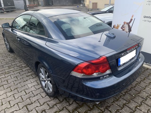 Volvo C70 T5 Momentum