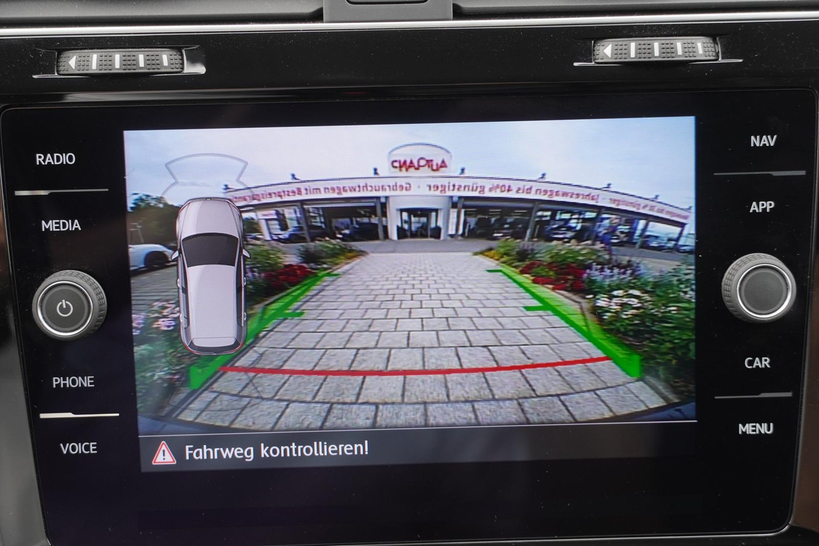 Volkswagen Golf VII 2.0 GTI Performance DSG LED Navi ACC