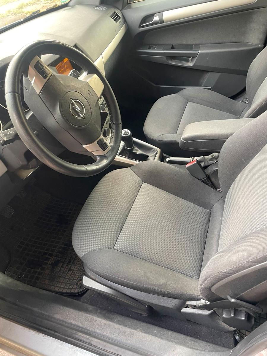 Opel Astra 2007 — photo 5