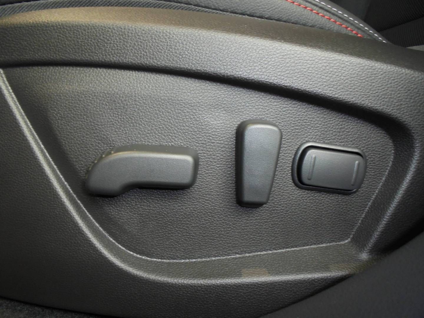 Fahrzeugabbildung Renault ARKANA R.S. LINE TCe 160 EDC