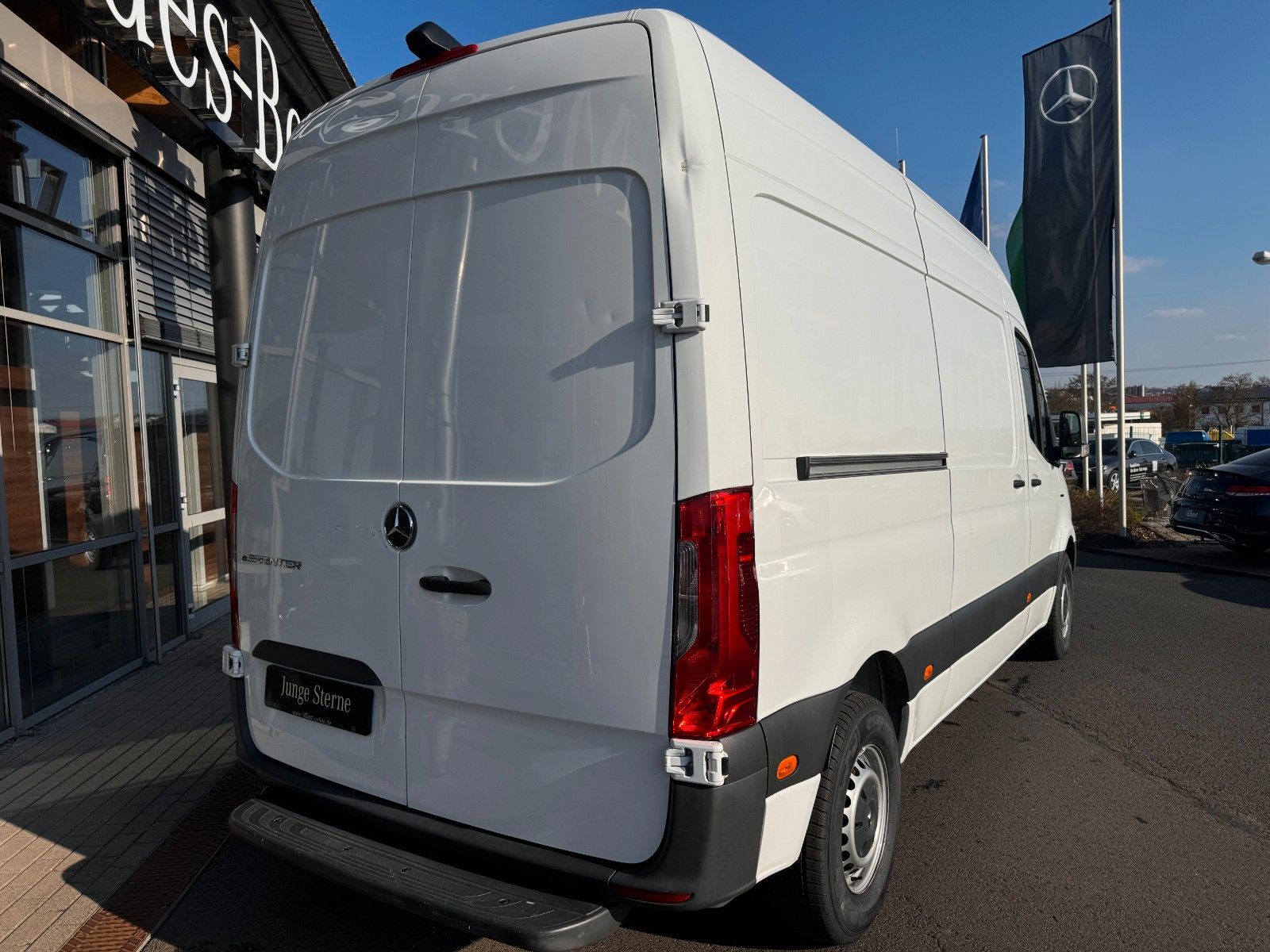 Fahrzeugabbildung Mercedes-Benz eSprinter 312 Klima Kamera