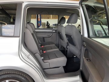 Volkswagen Touran Comfortline *7.SITZER*TEMPOMAT*KLIMA*AHK*