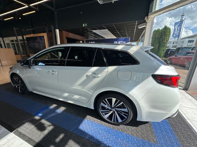 Toyota Corolla Touring Sports Hybrid Teamplayer