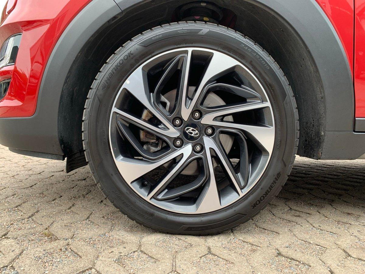 Hyundai Tucson 1.6 T-GDI 4WD 25 JAHRE EDITION PANO+NAVI