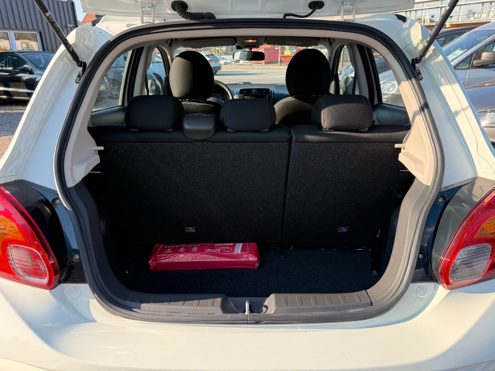 Fahrzeugabbildung Mitsubishi Space Star