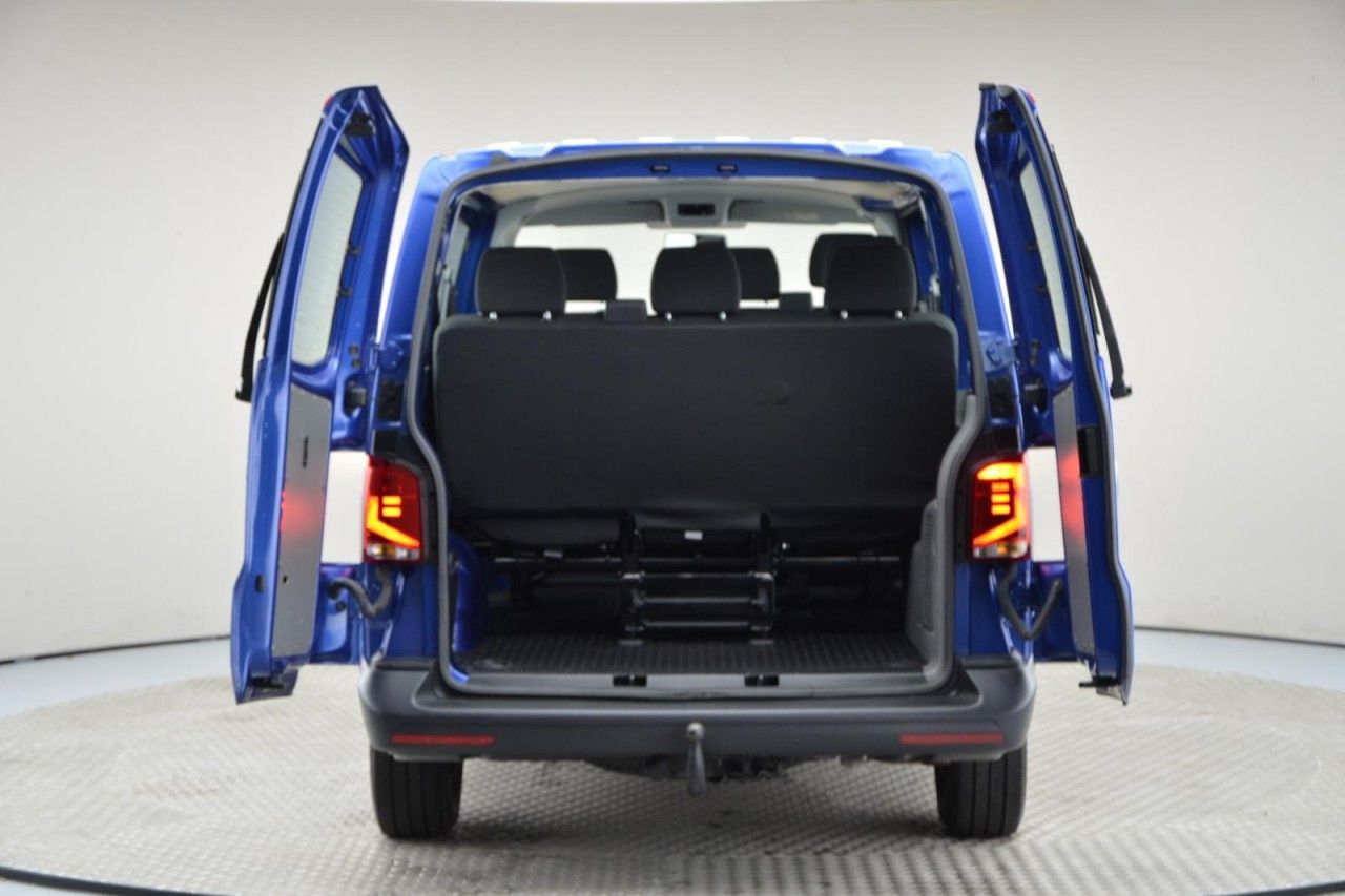 Fahrzeugabbildung Volkswagen T6.1 Transporter Kombi 2.0l TDI 81kW 5-Gang AHK