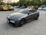 Alfa Romeo Giulia 2.0 Turbo 16V 206kW AT8-Q4 Veloce - gebrauchte Alfa Romeo Limousine