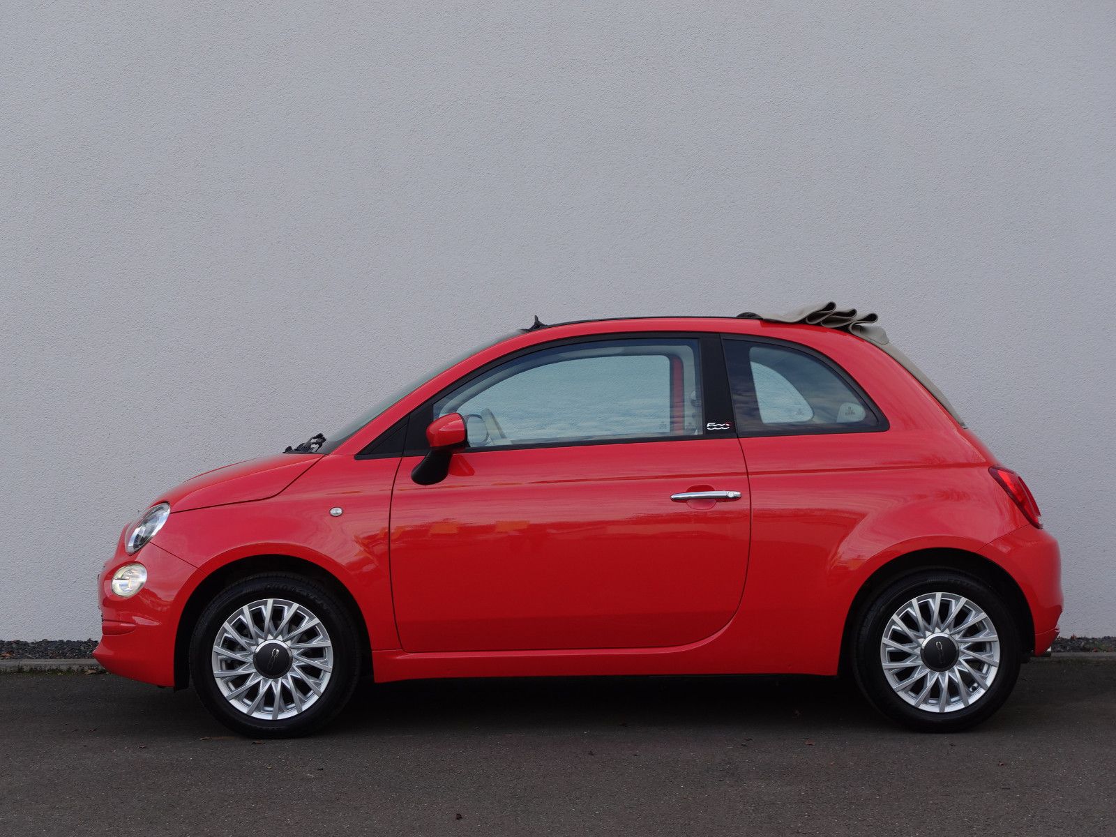 Fahrzeugabbildung Fiat 500C 1.2 LOUNGE Automatik Klima,LM-Felgen,USB