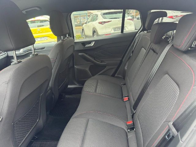 Ford Focus Turnier 1.0 ST-Line NaviKamera