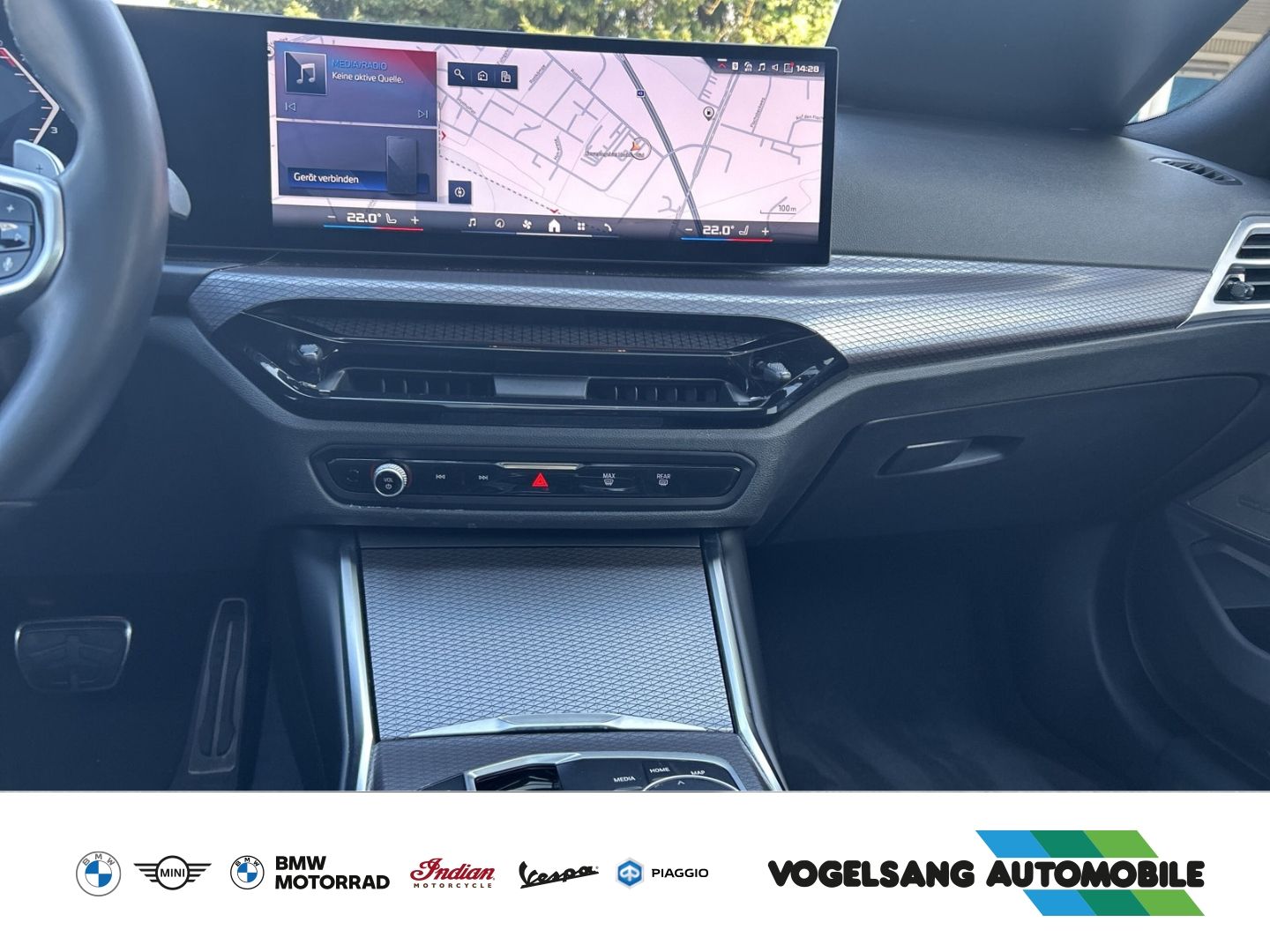 Fahrzeugabbildung BMW M340i xDriveTouring,Panodach,SurroundView,H&KSou