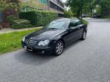 Mercedes-Benz Mercedes Benz CLK 200 Coupé Auto - Mercedes-Benz CLK 200 Gebrauchtwagen in Hamburg