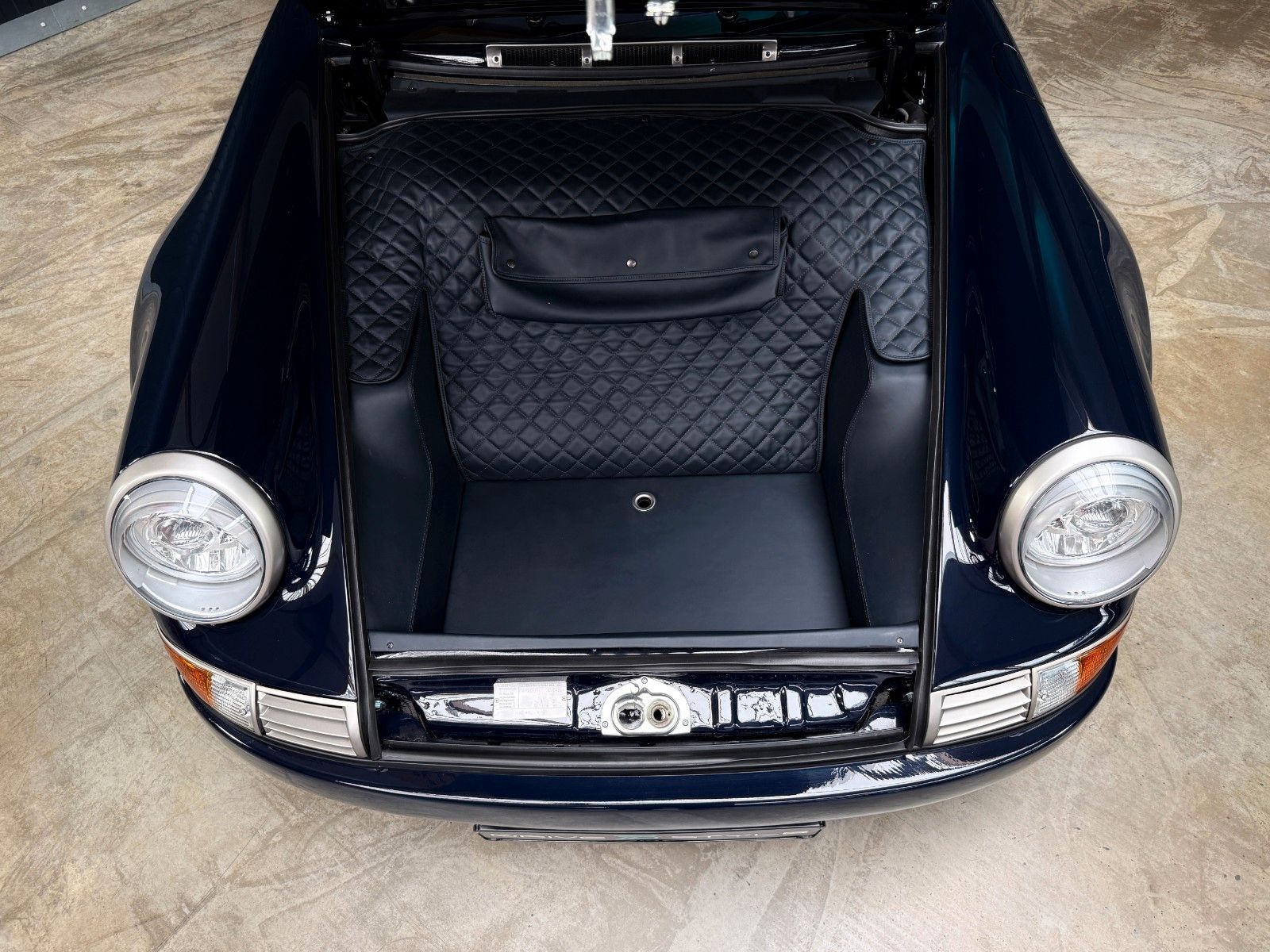 Fahrzeugabbildung Porsche 911 RSR Hommage 964 Backdate + 3.8l + 1.198 km