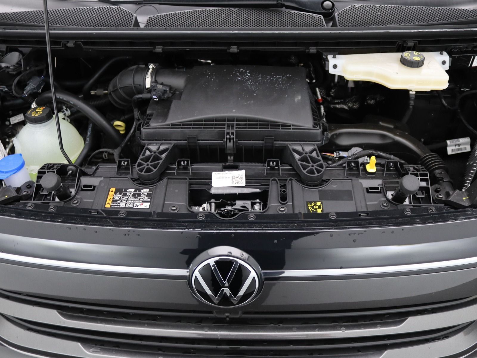 Volkswagen T7 Caravelle - Bild 14