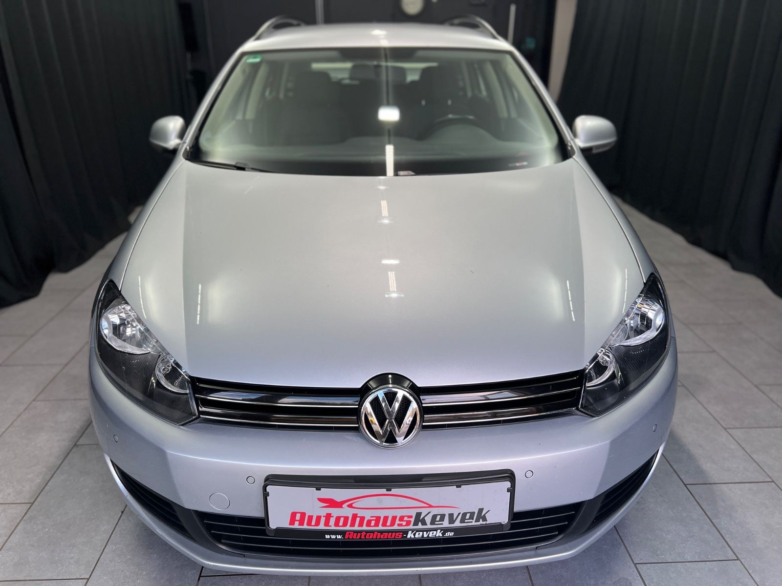 Fahrzeugabbildung Volkswagen Golf VI Variant 1.6 TDI Comfortline*TÜV 02/2026*