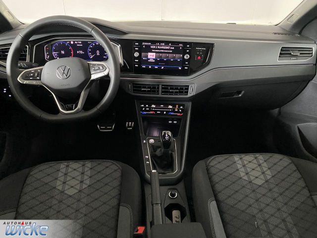 Polo 1.0 TSI DSG R-Line NAVI KLIMA REAR VIEW PAN