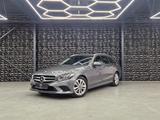 Mercedes-Benz C 300 T AVANTGARDE 1.Hand/NAVI+AHK+ACC+KAM+APPLE - Mercedes-Benz C 300: Kombi, Automatik, Klimaautomatik