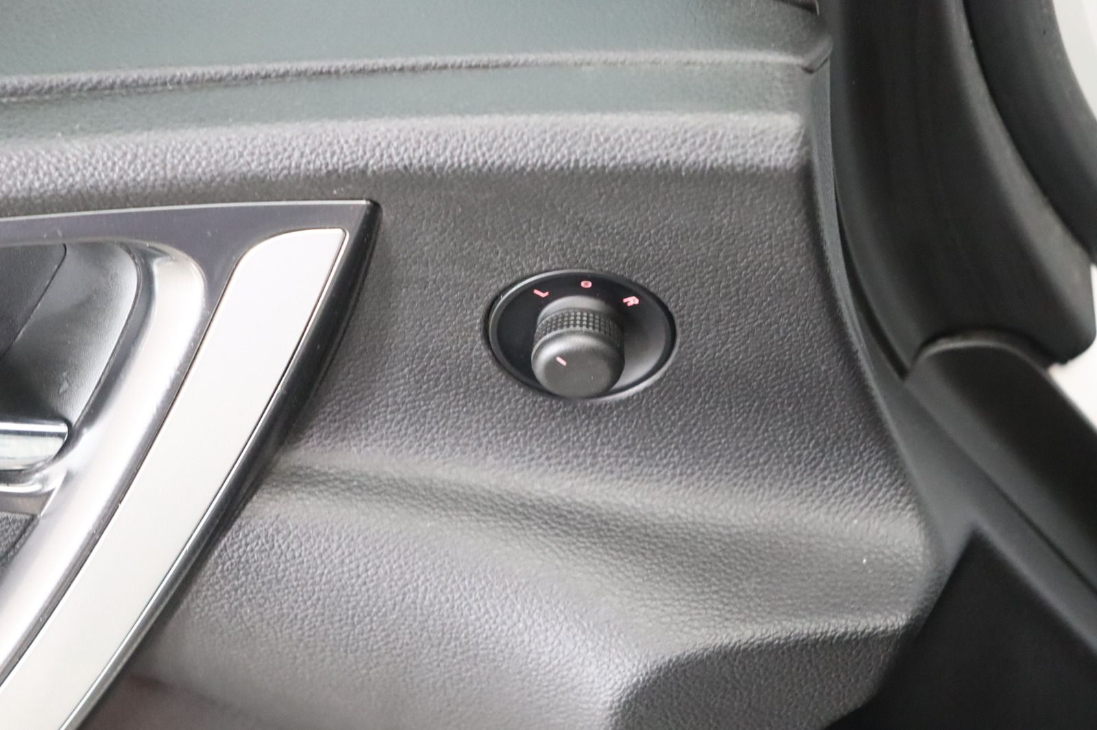 Fahrzeugabbildung Opel Astra Sports Tourer 2.0 CDTI Automatik