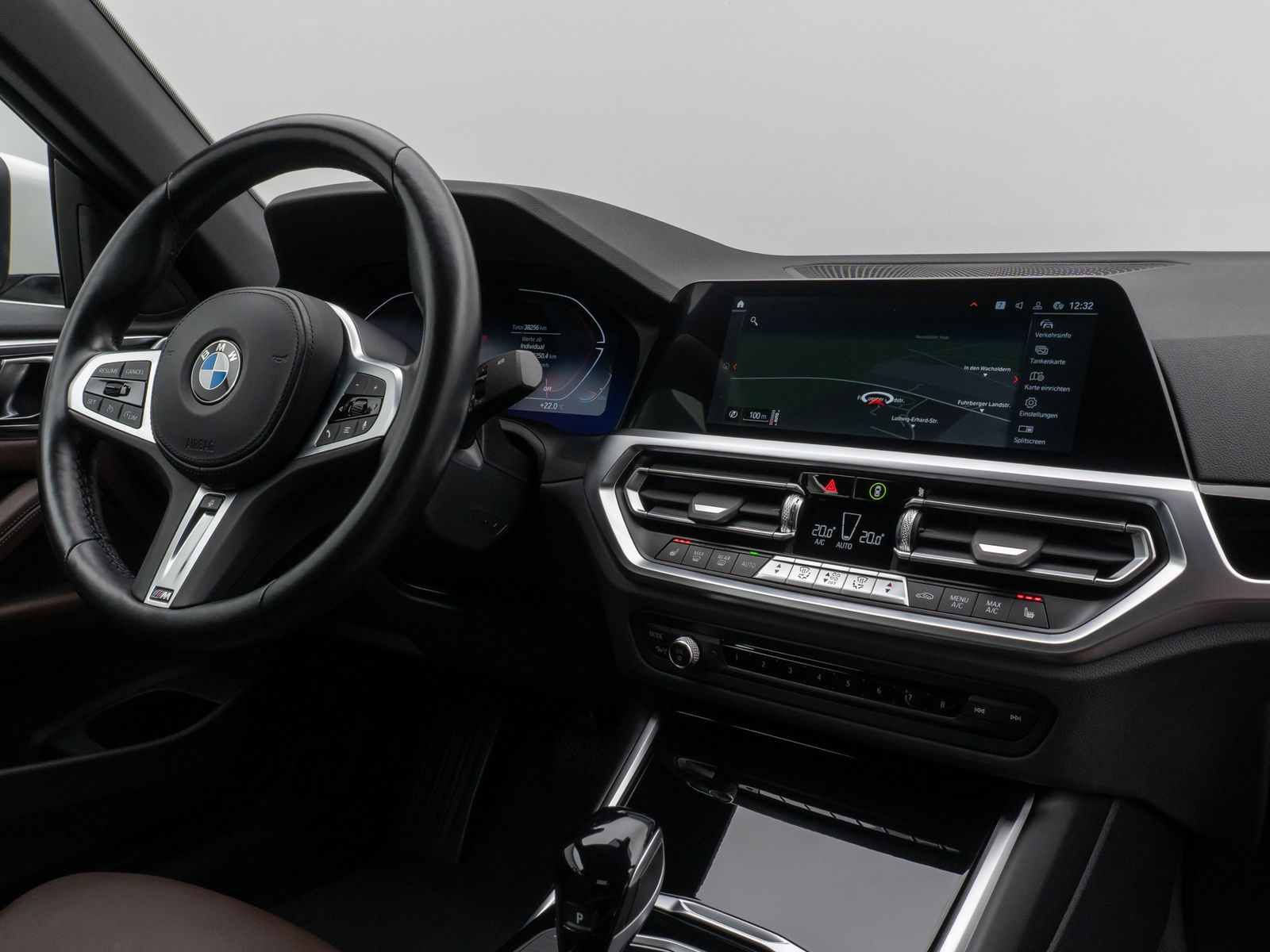 Fahrzeugabbildung BMW 420i Cabrio Kamera HiFi AHK Alarm DAB WLAN Leder
