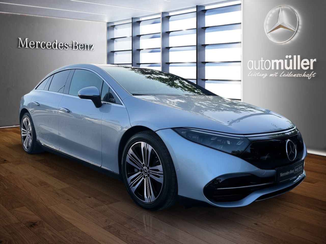 Fahrzeugabbildung Mercedes-Benz EQS 450+ AIRMAT+PANO+DISTR+360+MEMO+PROJ.LIGHT++