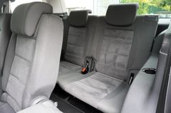 Fahrzeugabbildung Volkswagen Touran Highline DSG 7-Sitzer Tempomat SHZ PDC!