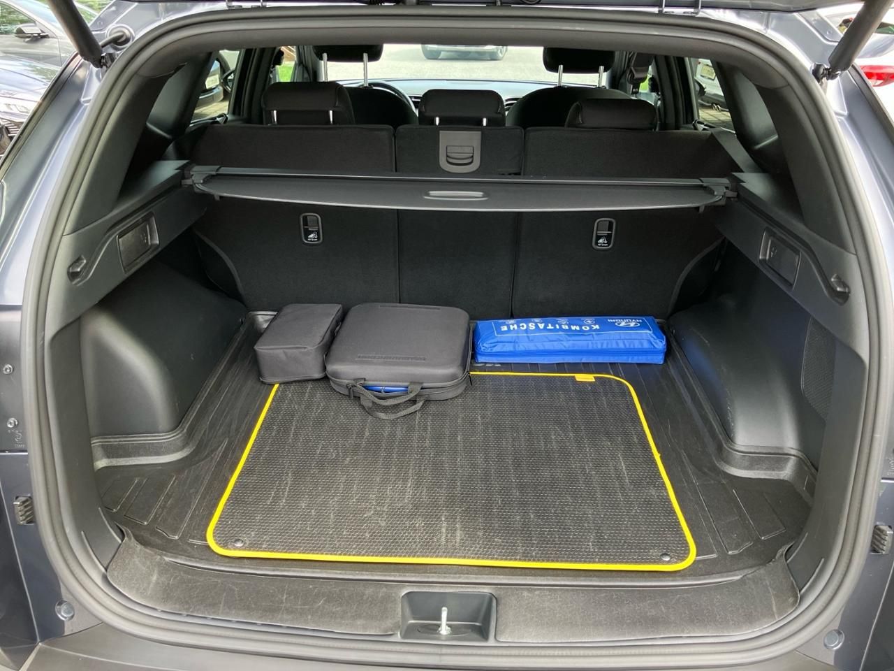 Fahrzeugabbildung Hyundai TUCSON BLACKLINE LED*SHZ*LHZ*NAVI*ZV*KRELL*KEYLE