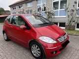 Mercedes-Benz A 170 ELEGANCE/AUTOMATIKGETRIEBE/SEHR GEPLEGT - Mercedes-Benz A 170 in Kassel