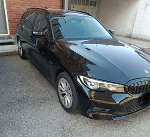 BMW 330 - 3