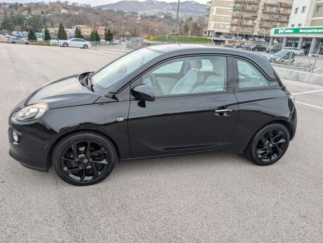 Opel Adam 1.4 87 CV GPL Tech Black Jack