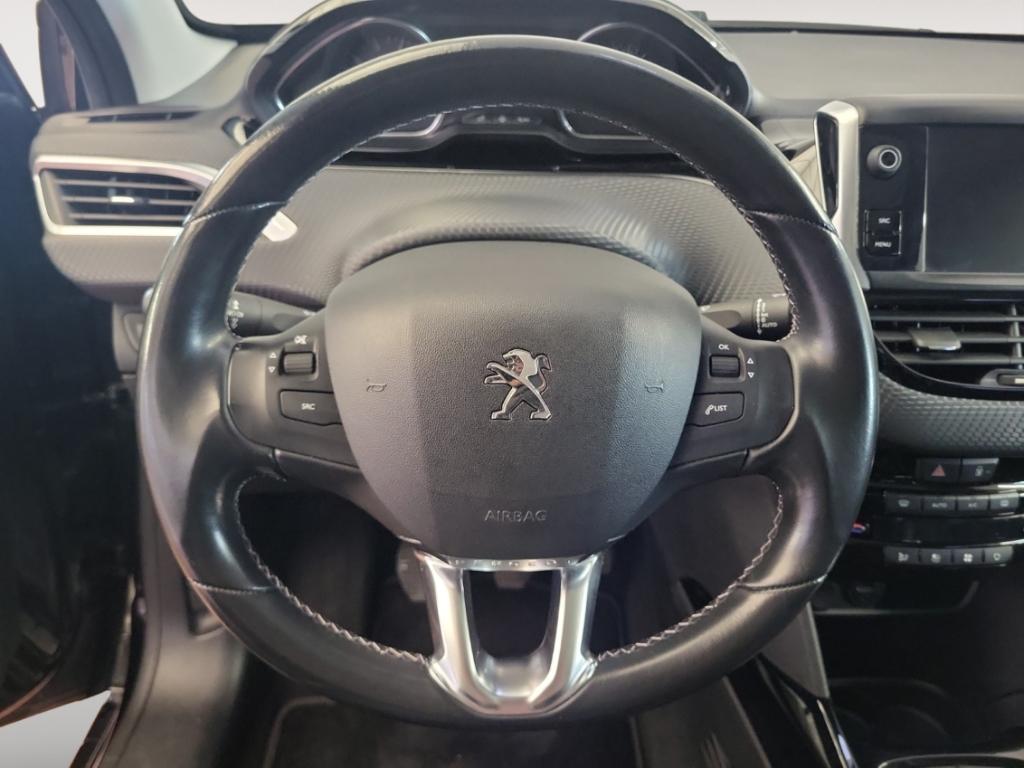Peugeot 2008 Allure ALLWETTER NAV PANODACH AHK KAMERA SI