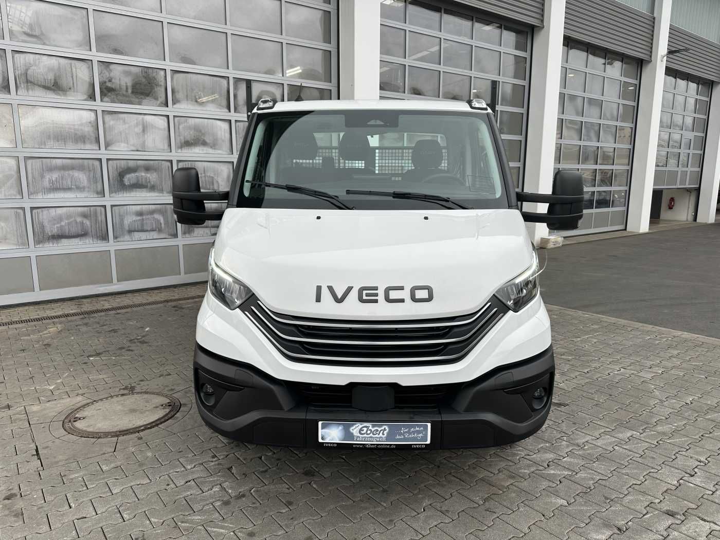 Fahrzeugabbildung Iveco 70C18H 3-S.-Kipper Meiller *R3.450mm*2xAHK*