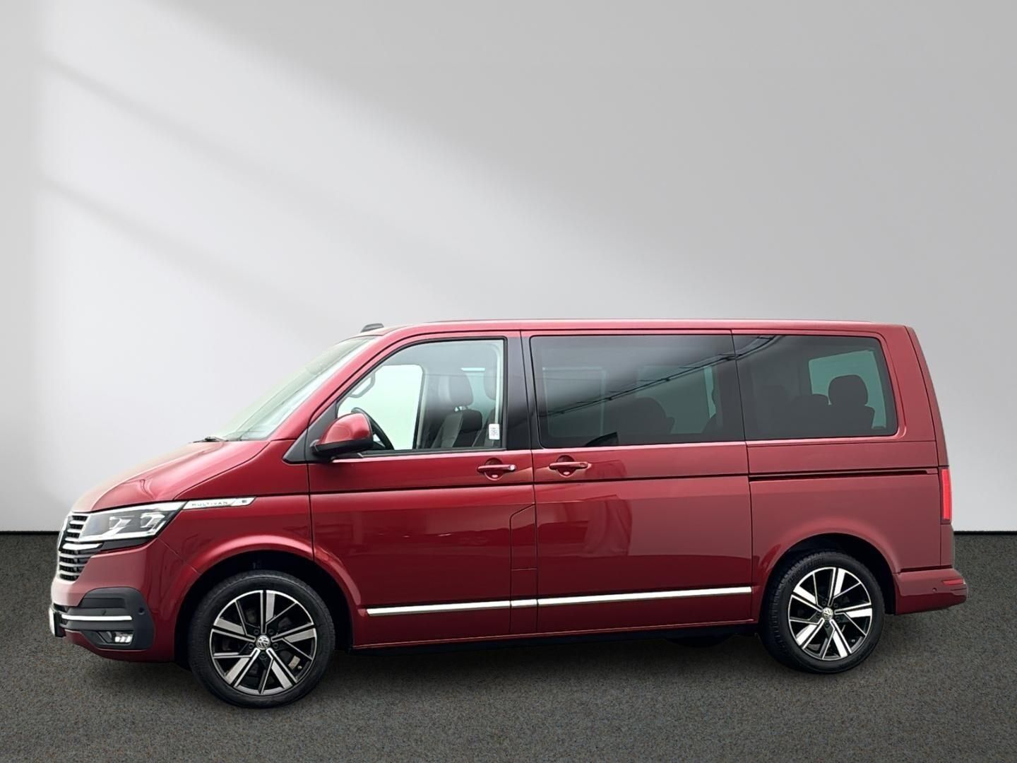 Volkswagen T6.1 Multivan Comfortline 2.0 TDI DSG 4Motion Ca foto 14