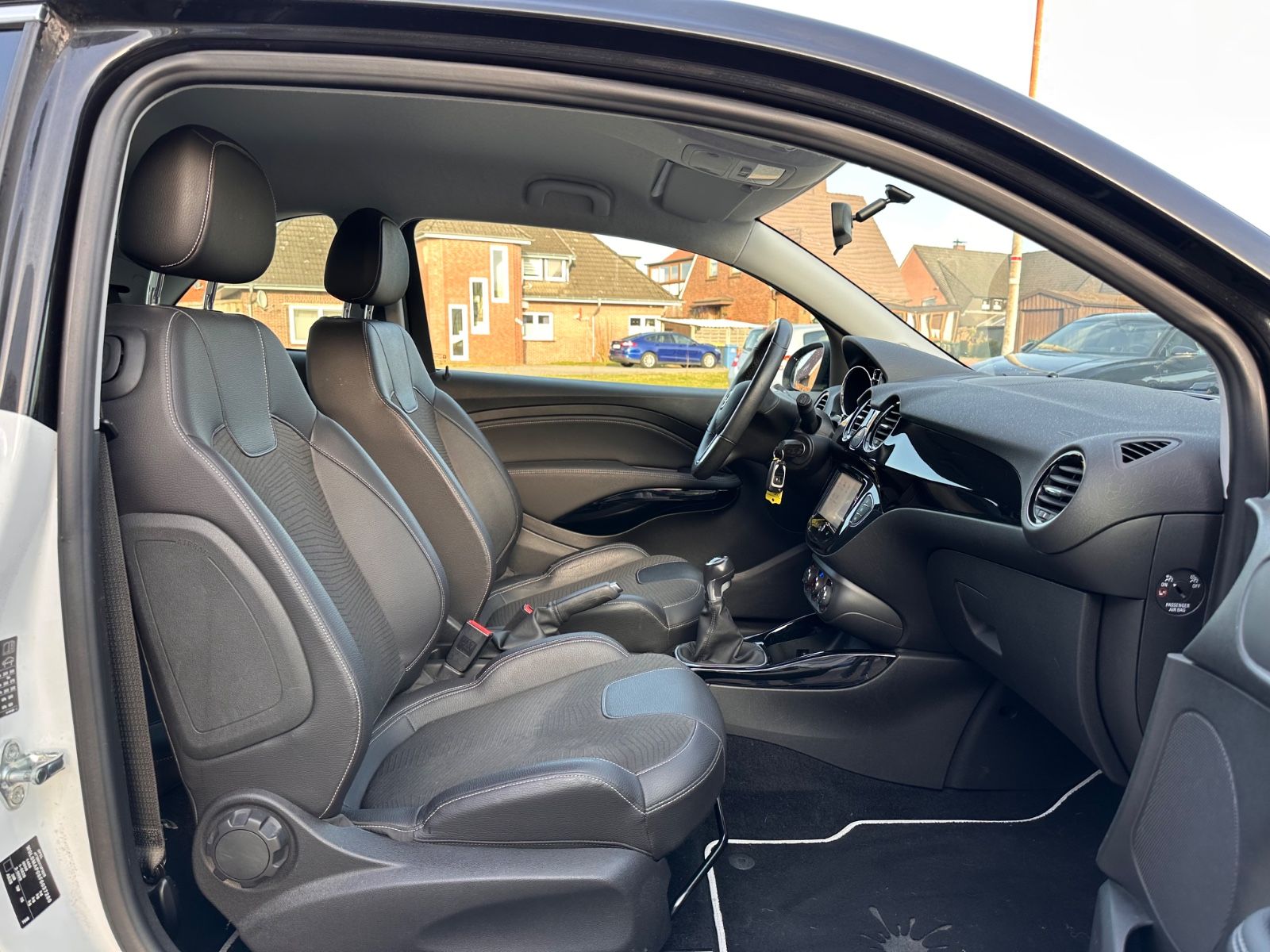 Fahrzeugabbildung Opel Adam Jam 1.4 GJR/GRA/PDC/BT/Sitzhzg/Lenkradhzg