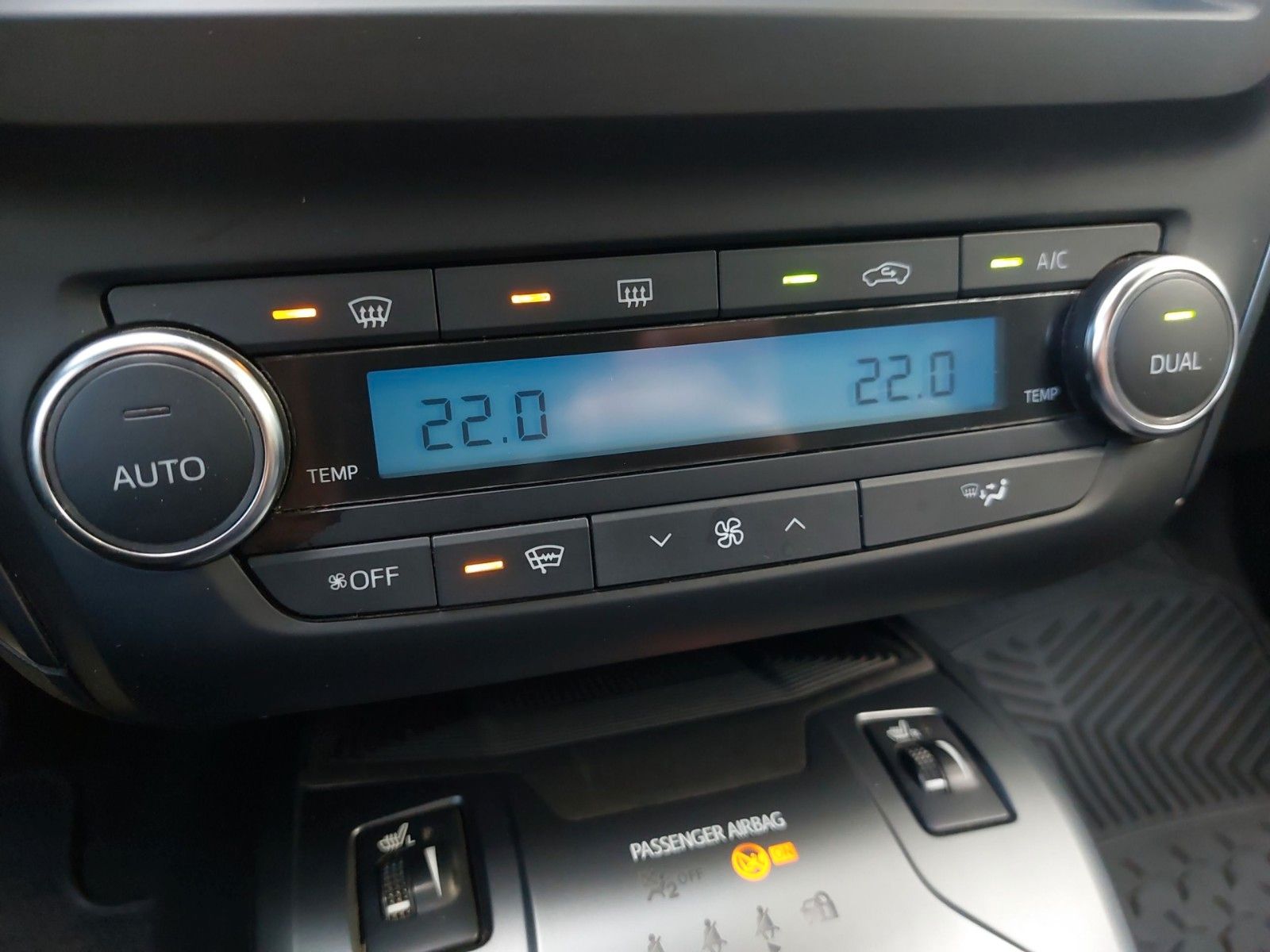 Toyota TOURING SPORTS EDITION-S AHK SHZ KLIMA LED TEMPO – Bild 19