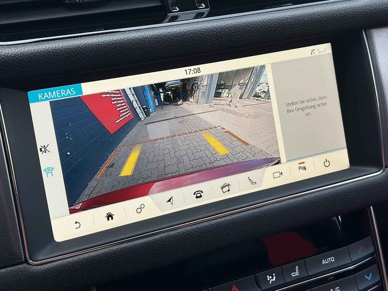 JAGUAR XF R-Sport 25d AWD LED#AHK#NAVI#TEMPO#KLIMA#SHZ - Image 21
