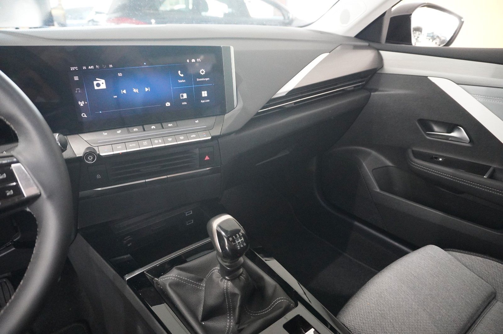 Fahrzeugabbildung Opel Astra L ST 1.5D ELEGANCE NAVI/LED/KAMERA/ACC/DAB