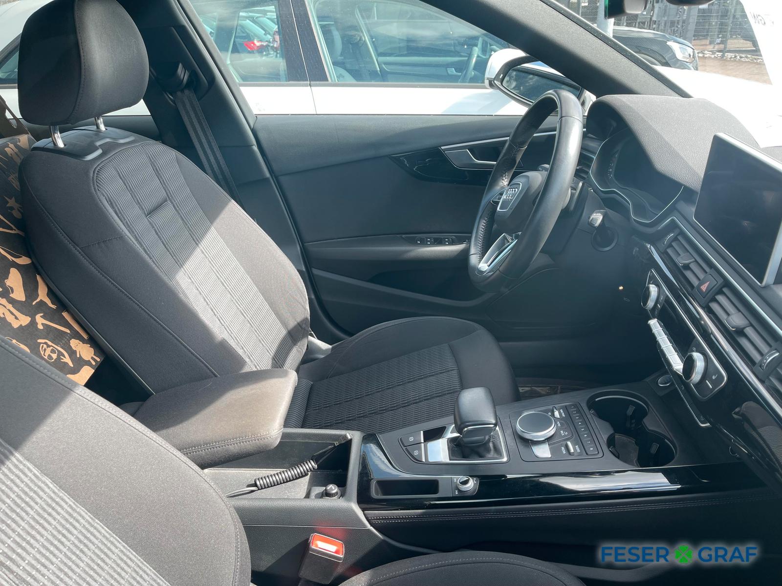 Audi A4 Avant 40 TFSI design Stronic,S-line black,LED