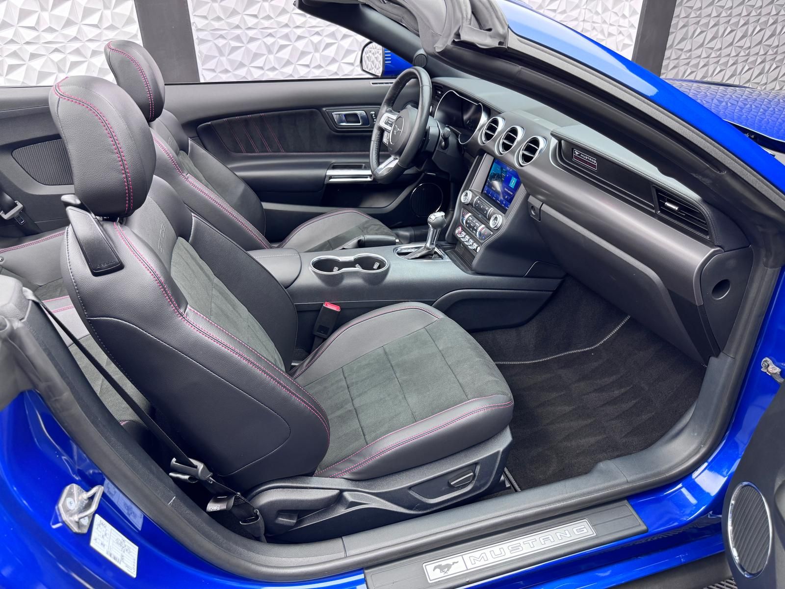 Fahrzeugabbildung Ford GT 5.0 CS CONVERTIBLE/MAGNERIDE/B&O/KLAPPEN-AGA
