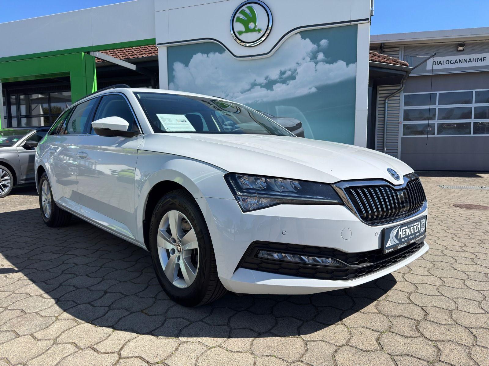 Skoda Superb Combi 2.0 TDI 6-Gang*LED*PDC*SmartLink