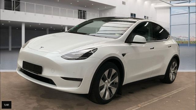 Tesla Model Y Long Range Dual AWD