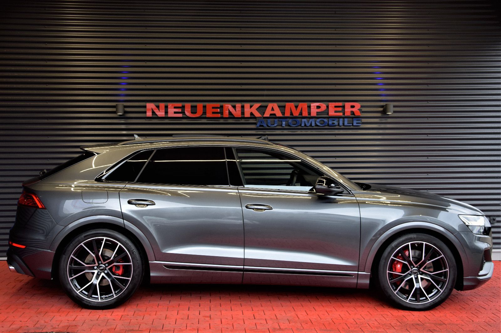 Fahrzeugabbildung Audi SQ8 4.0 TDI quattro Pano Sitzlüft Nachts.ACC B&O