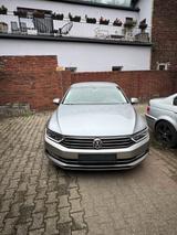 Volkswagen VW Passat Limousine - VW Passat Gebrauchtwagen in Aachen