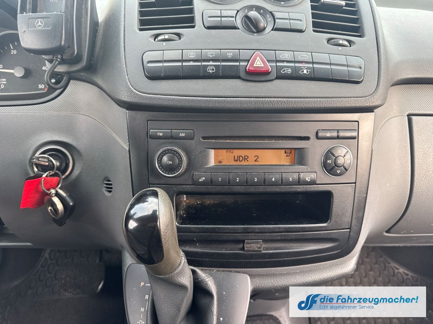 Fahrzeugabbildung Mercedes-Benz Vito Mixto 111 CDI kompakt DPF *EXPORT