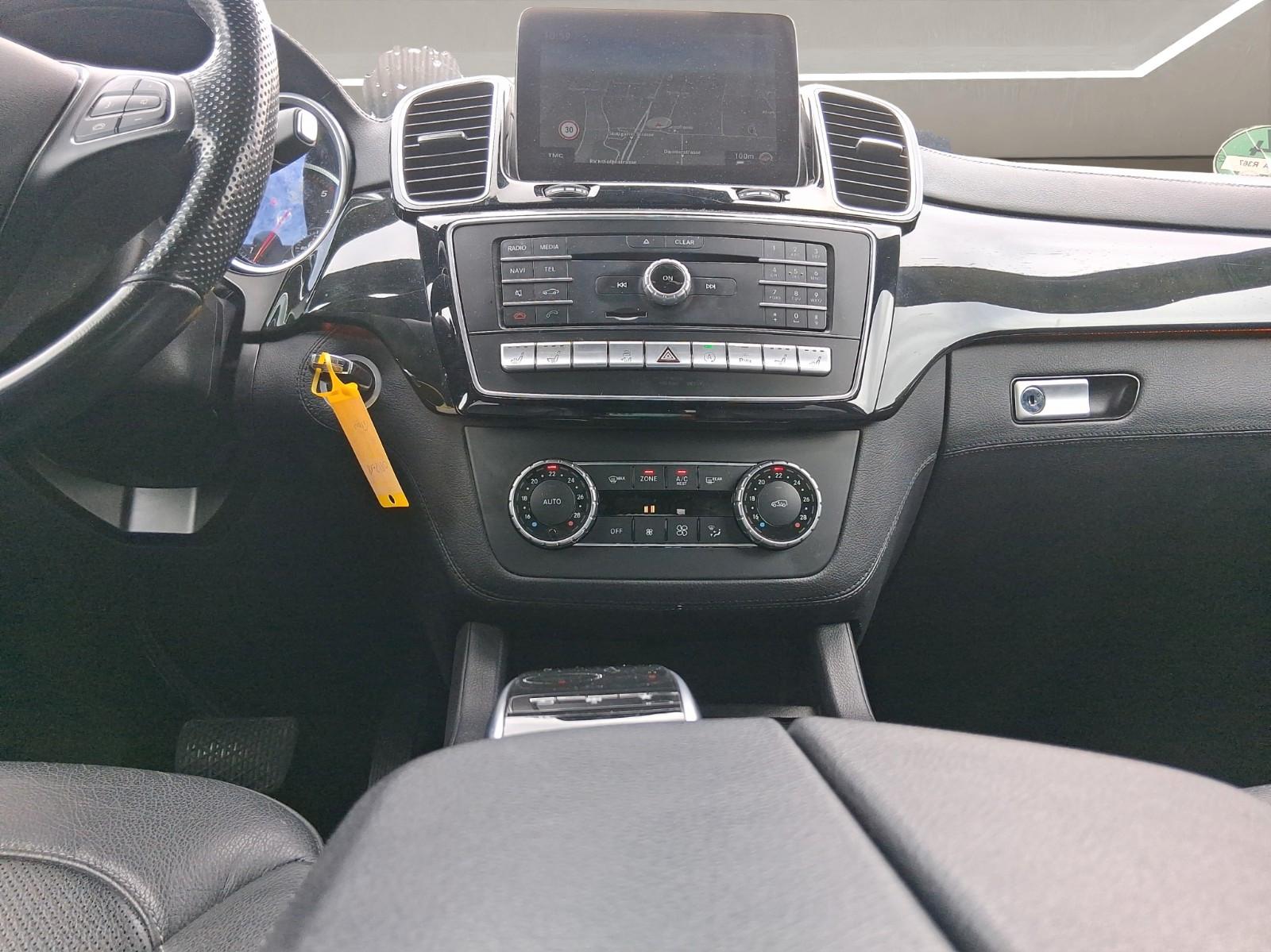 Mercedes-Benz GLE 350d 4Matic*LEDER*NAVI*