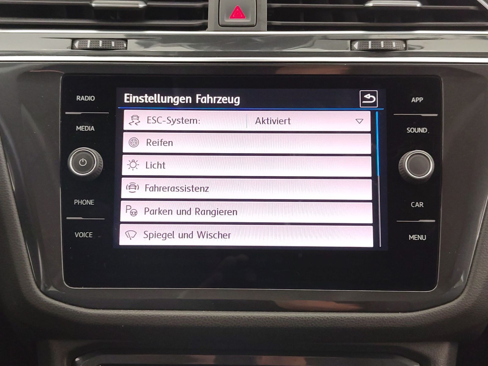 VW Tiguan Allspace 1.5 TSI Comfortline Allwetter Kl – Bild 24