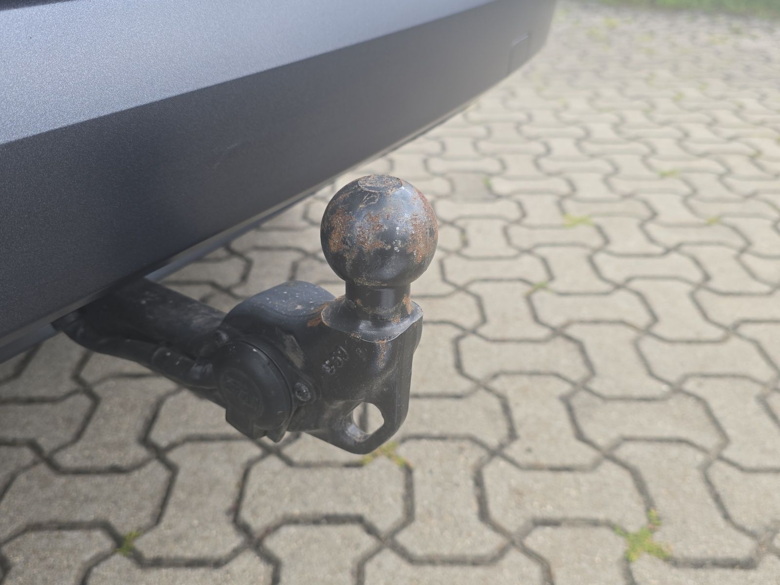 Fahrzeugabbildung SKODA Karoq Clever LED Navi AHK RFK VC SHZ